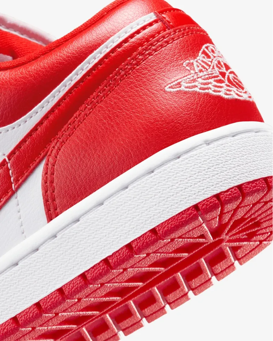 Кросівки Nike Air Jordan 1 Low DC0774-110
