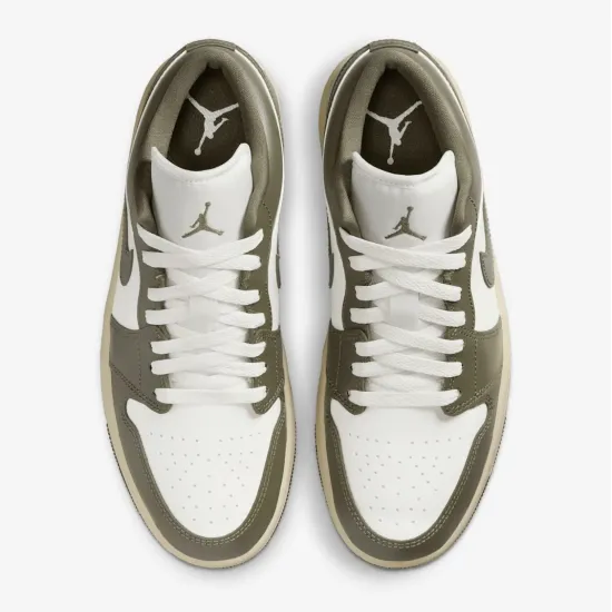 Кросівки Nike Air Jordan 1 Low DC0774-122