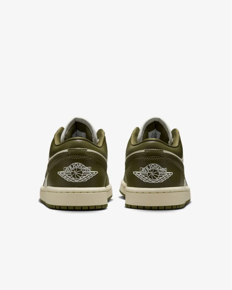 Кросівки Nike Air Jordan 1 Low DC0774-122