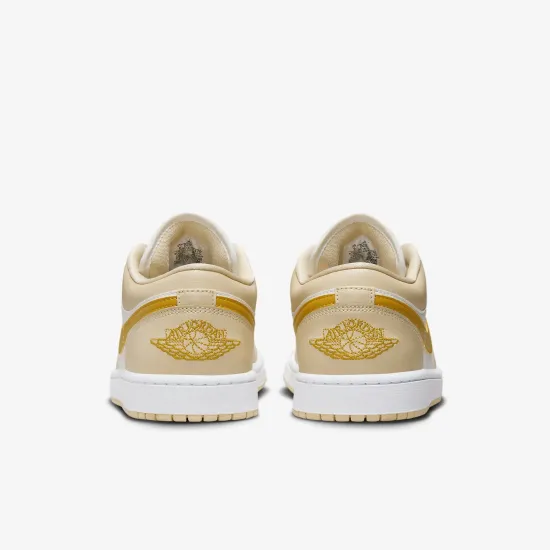 Кросівки Nike Air Jordan 1 Low DC0774-170