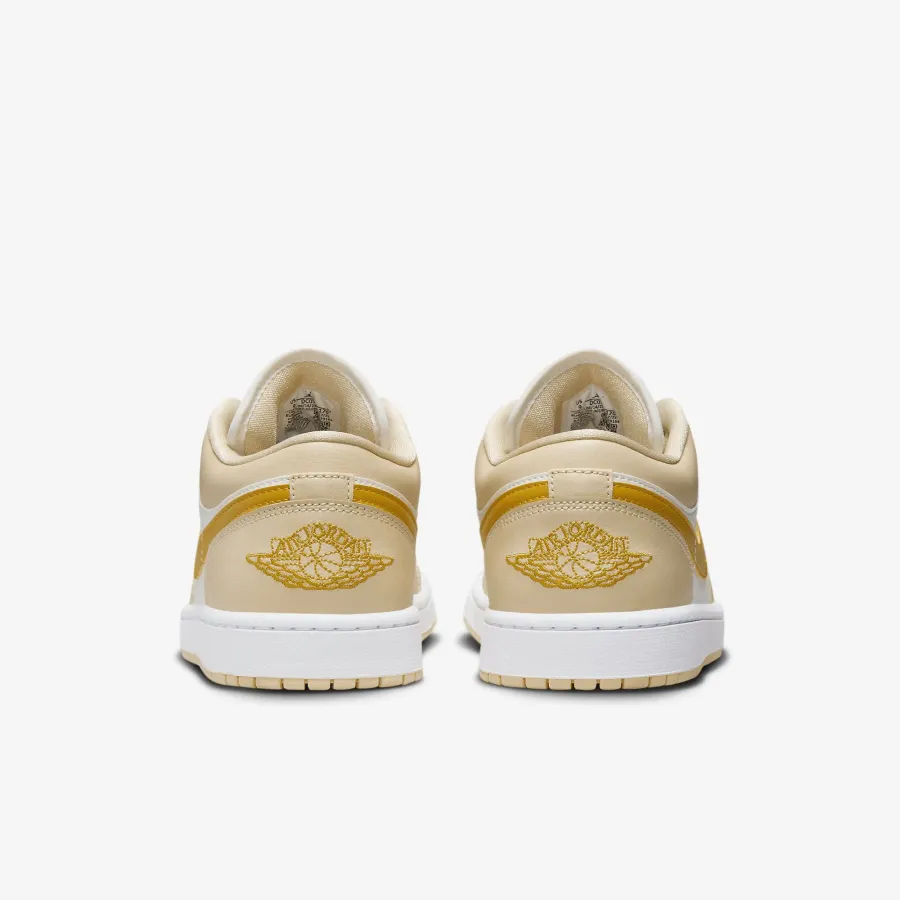 Кросівки Nike Air Jordan 1 Low DC0774-170