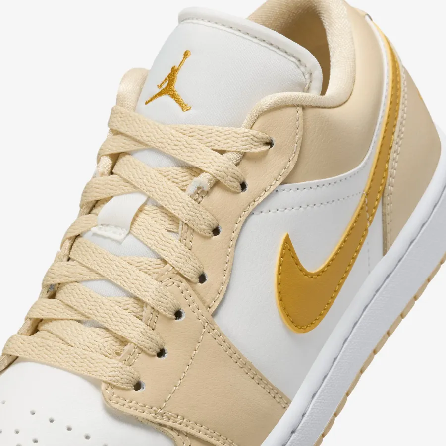 Кросівки Nike Air Jordan 1 Low DC0774-170