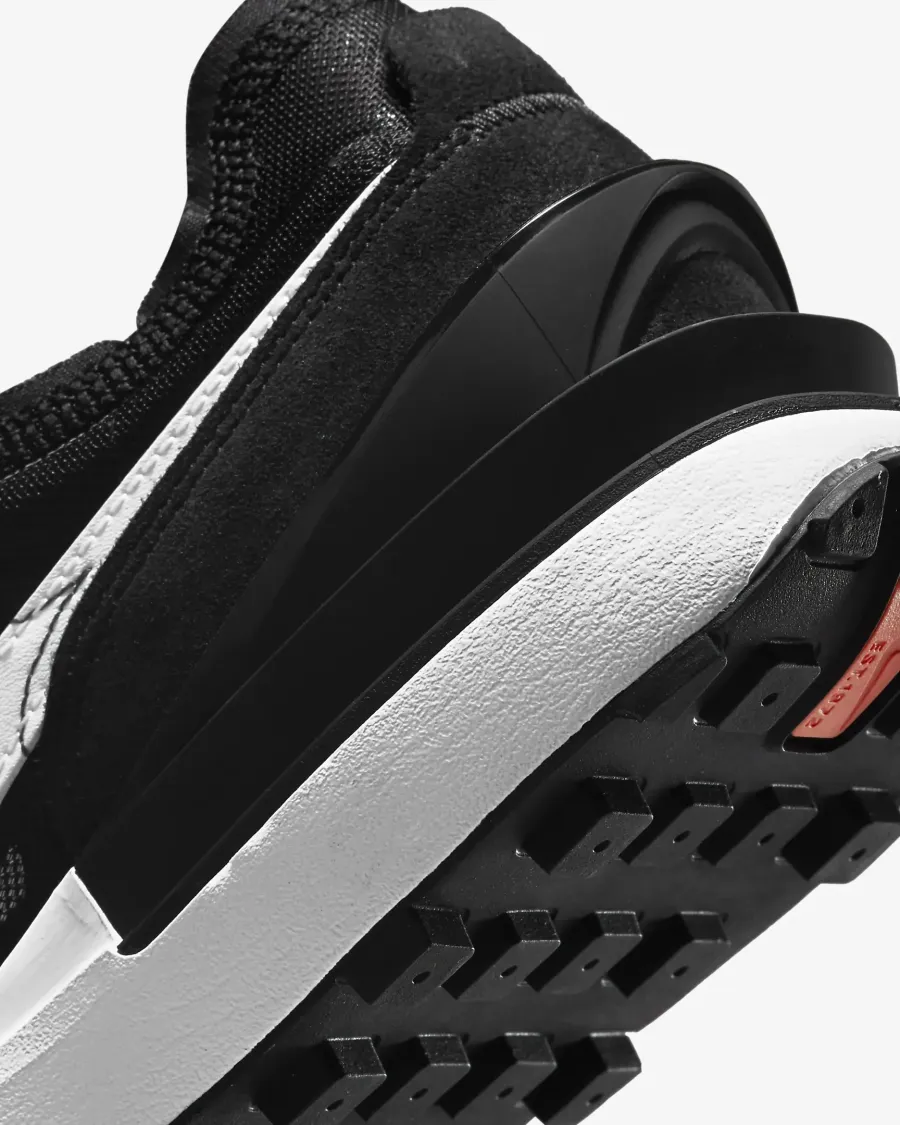 Кросівки Nike Waffle One DC2533-001