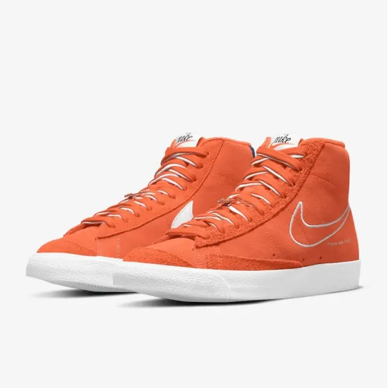 Кросівки Nike Blazer Mid '77 DC3433-800
