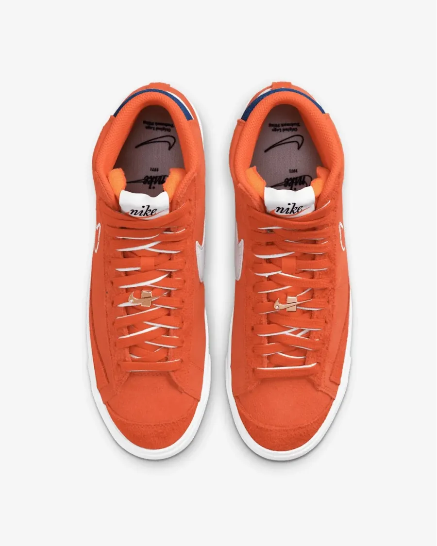 Кросівки Nike Blazer Mid '77 DC3433-800
