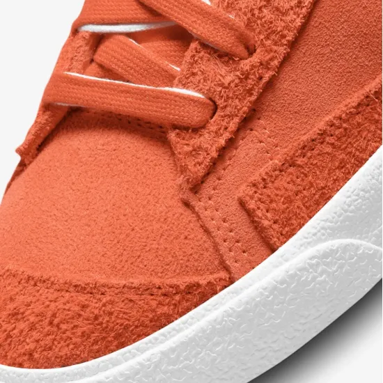 Кросівки Nike Blazer Mid '77 DC3433-800
