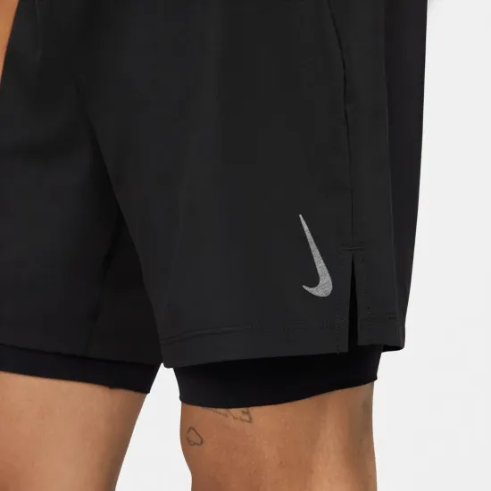 Шорти Nike Yoga 2‑in‑1 DC5320-010