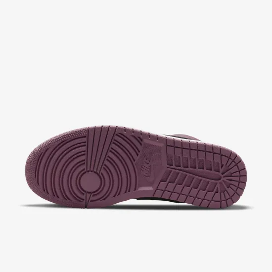 Кросівки Nike Air Jordan 1 Low SE DC7268-500