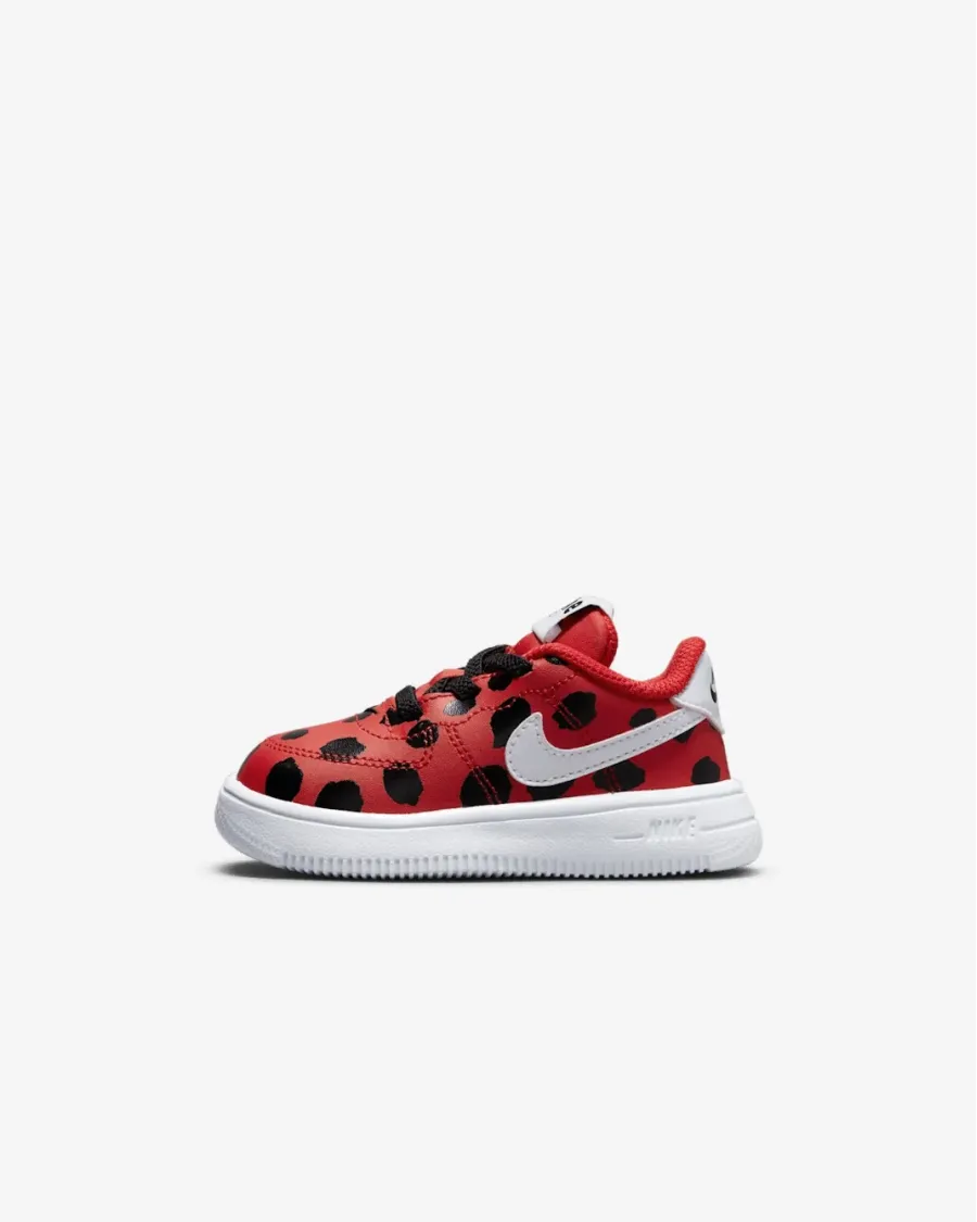 Кросівки Nike Force 1 18 SE DC8203-600
