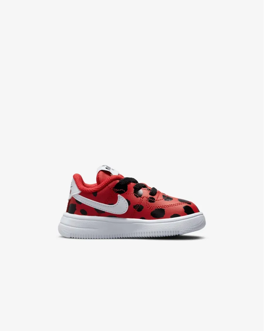 Кросівки Nike Force 1 18 SE DC8203-600