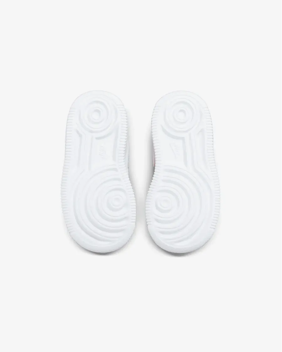 Кросівки Nike Force 1 18 SE DC8203-600