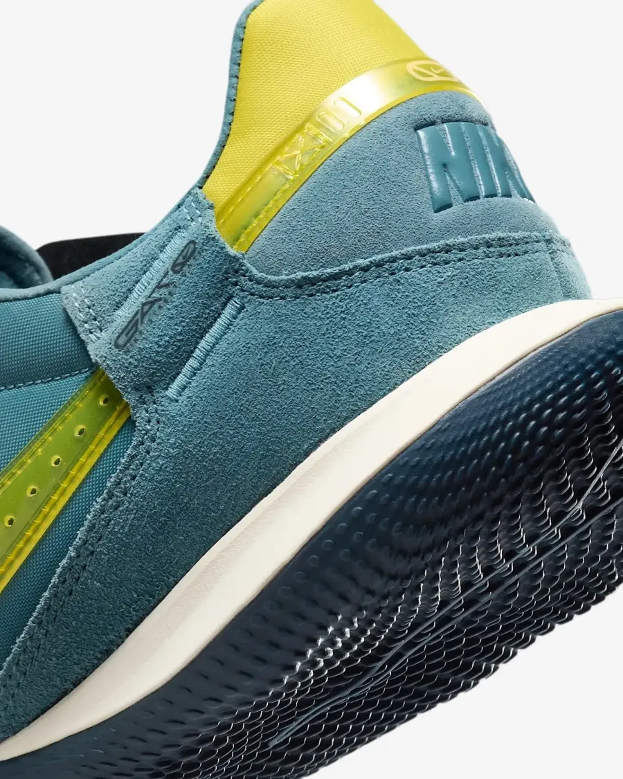 Футзалки Nike StreetGato IC DC8466-004