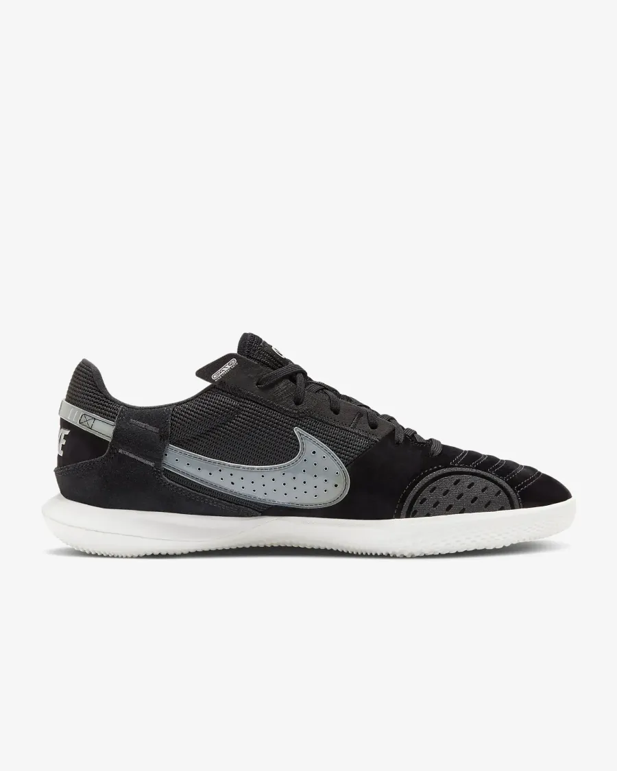 Футзалки Nike StreetGato IC DC8466-010