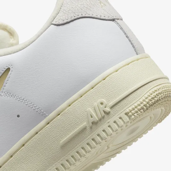 Кросівки Nike Air Force 1 Low '07 Jewel Light Bone DC8894-100