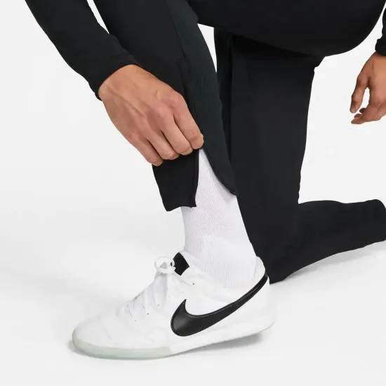 Штани Nike Therma Fit Academy Winter Warrior DC9142-010