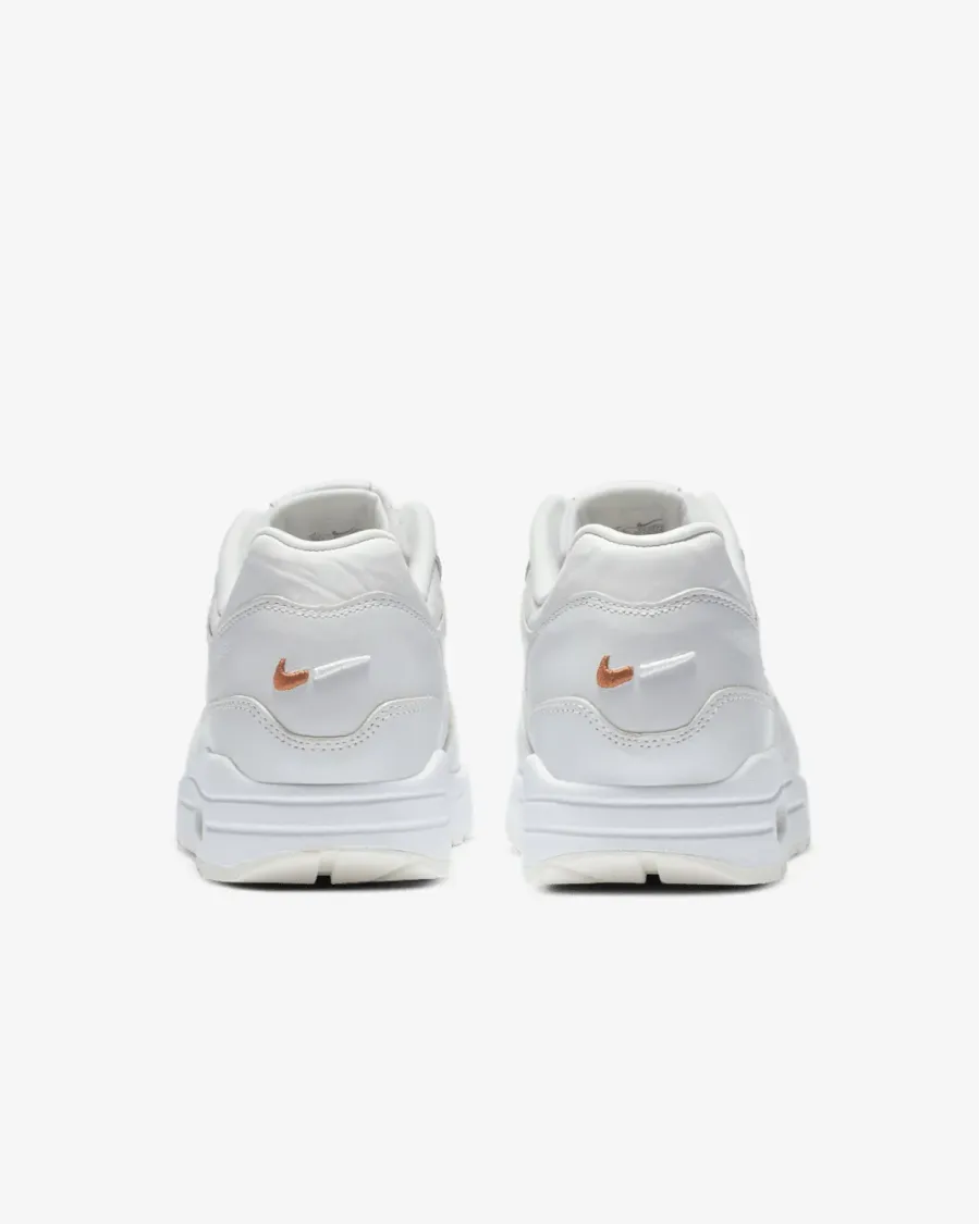 Кросівки Nike Air Max 1 DC9204-100