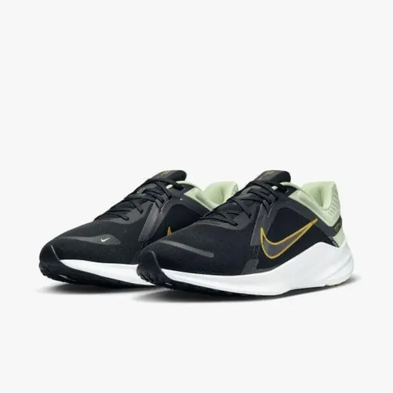 Кросівки Nike Quest 5 DD0204-301