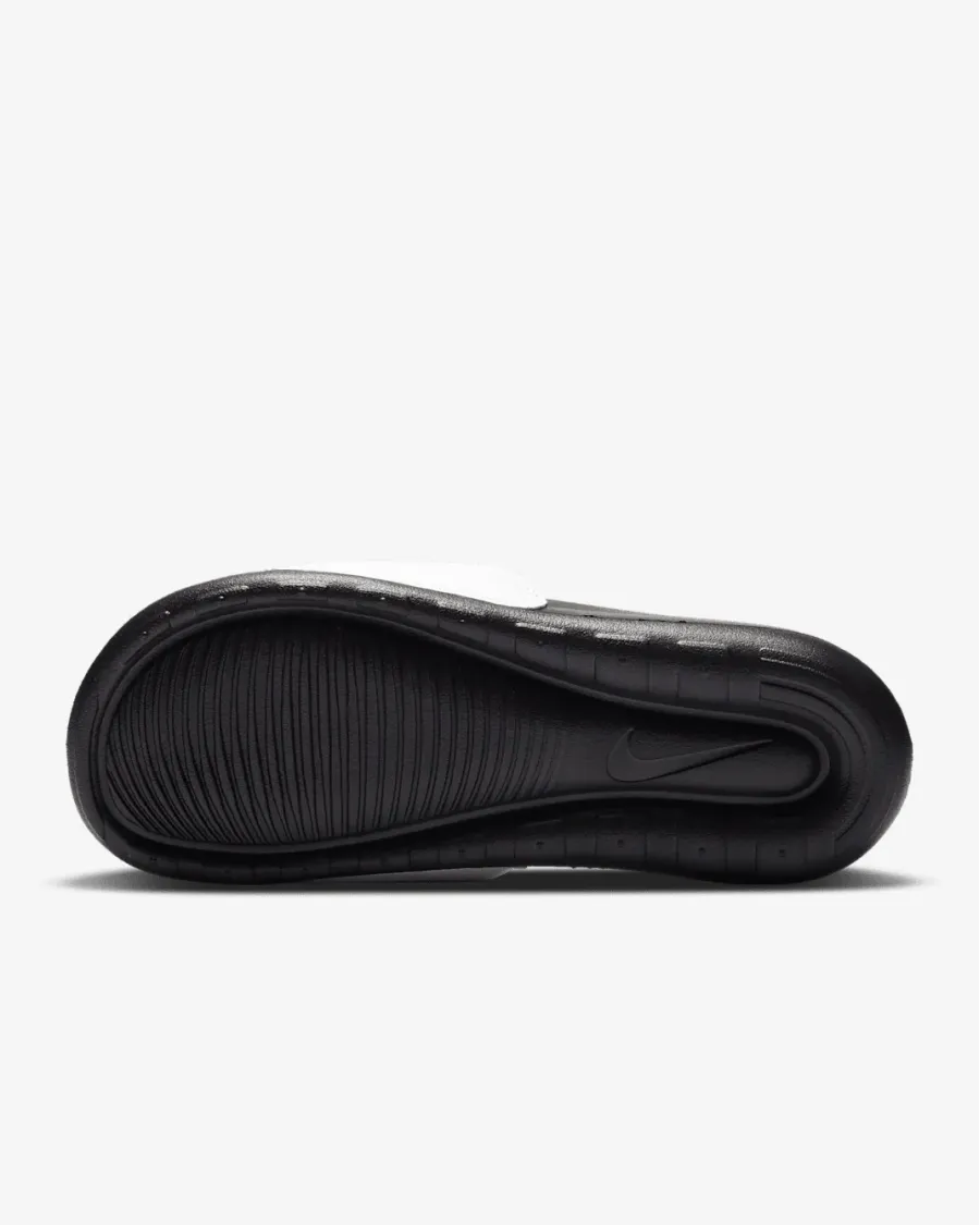 Тапочки Nike Victori One DD0228-100