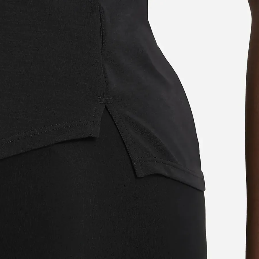 Футболка Nike Dri-FIT UV One Luxe Standard Fit Short-Sleeve DD0618-010
