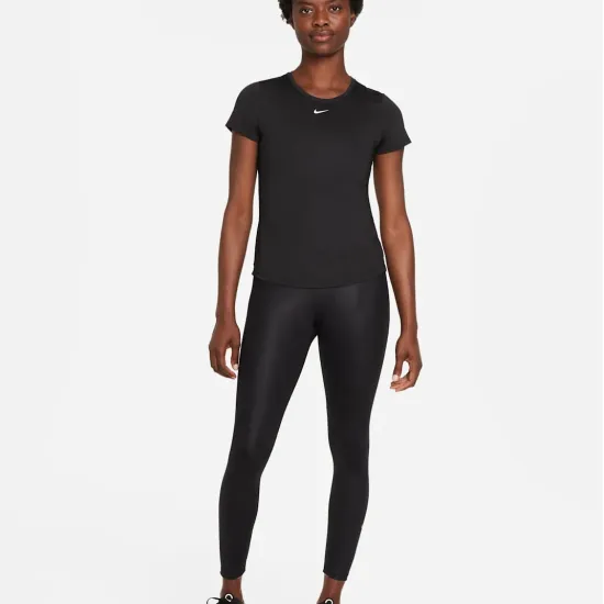 Футболка Nike Dri-FIT One Slim-Fit S/S Top DD0626-010