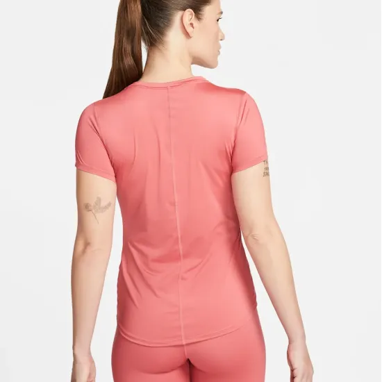 Футболка Nike Dri-FIT One Slim-Fit S/S Top DD0626-622