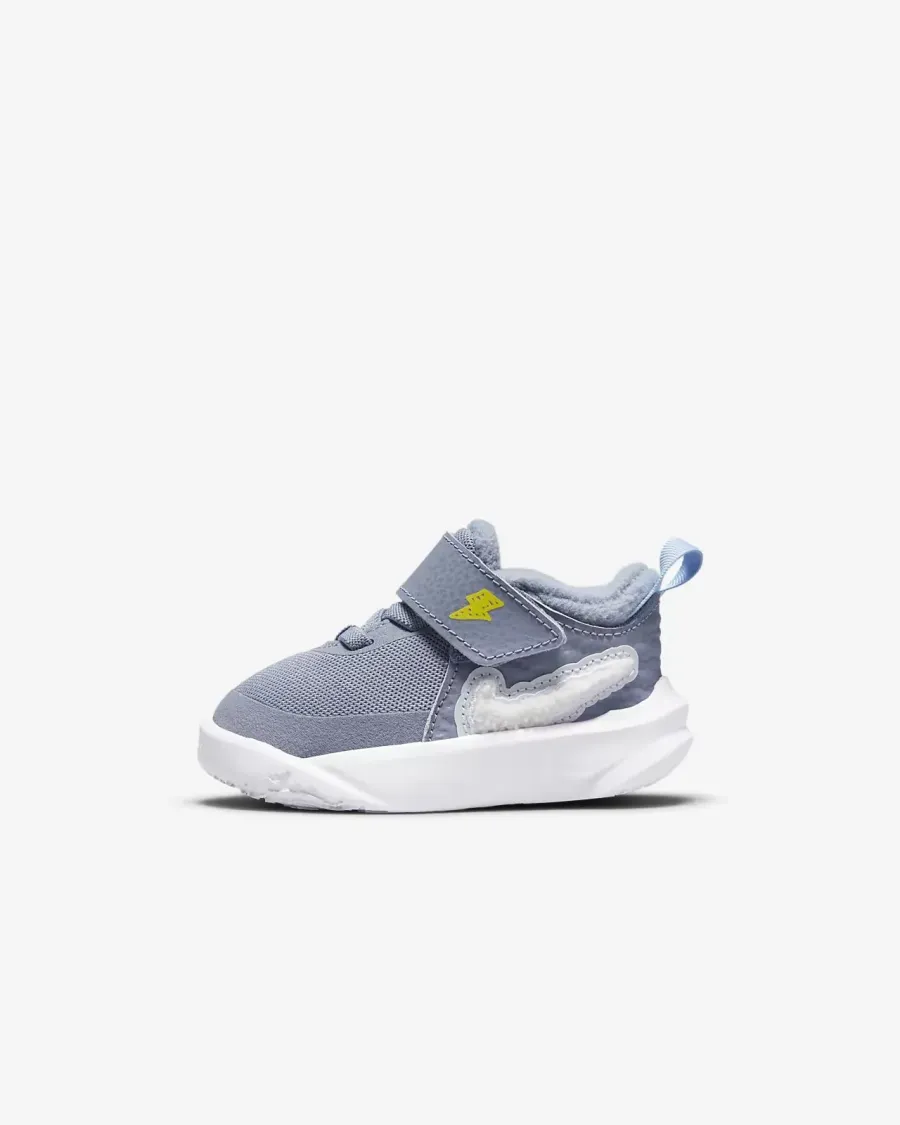 Кросівки Nike Team Hustle D10 SE DD0792-410