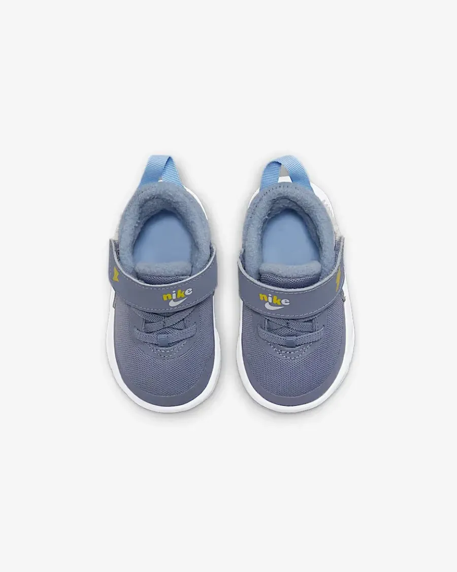 Кросівки Nike Team Hustle D10 SE DD0792-410