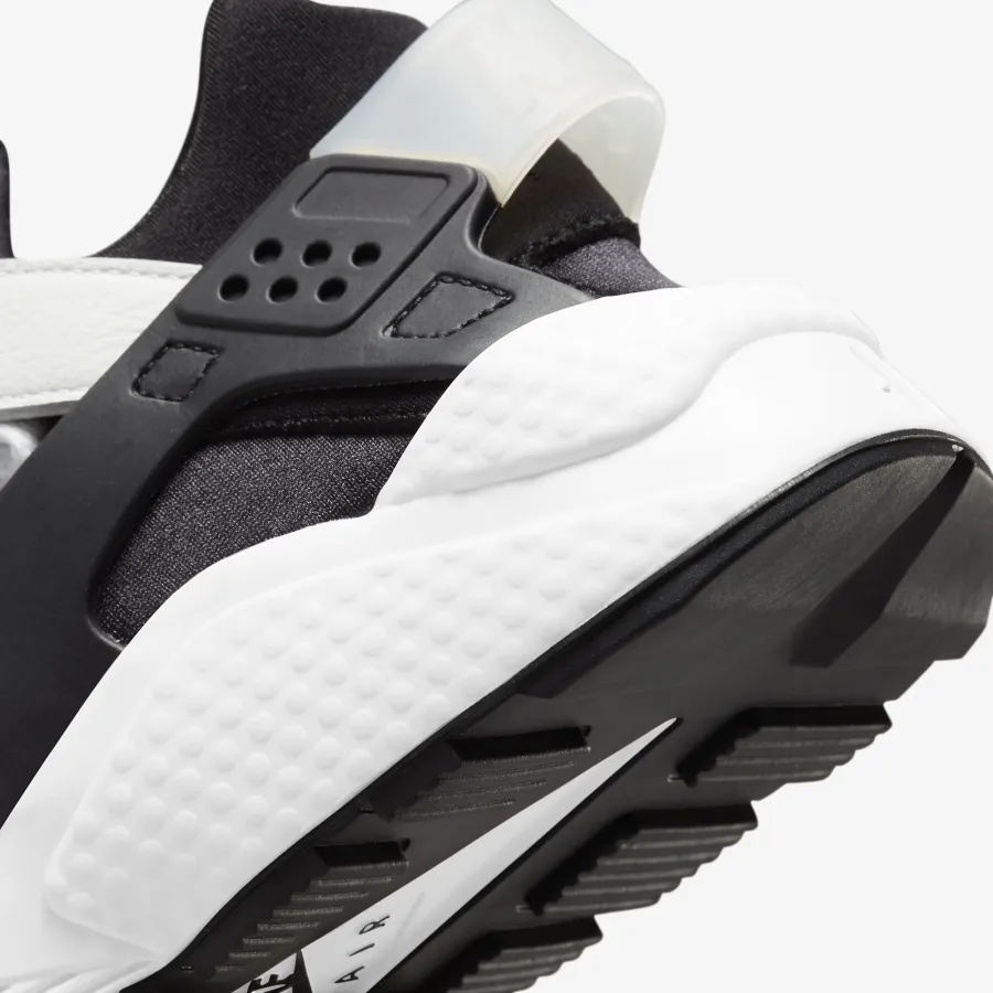 Кросівки Nike Air Huarache DD1068-001