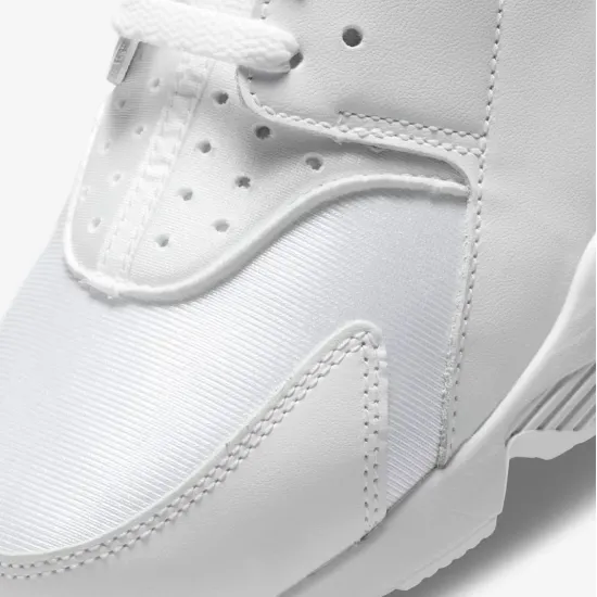 Кросівки Nike Air Huarache DD1068-102