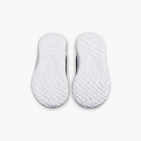 Кросівки Nike Revolution 6 Next Nature DD1094-007