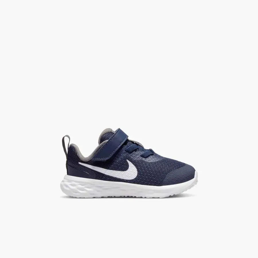 Кросівки Nike Revolution 6 Next Nature DD1094-400