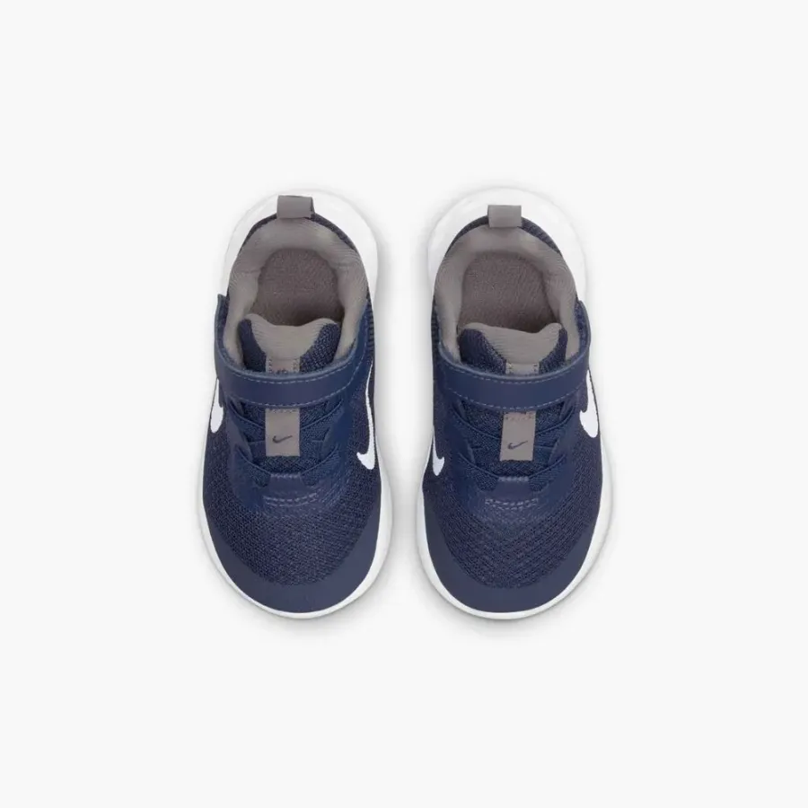 Кросівки Nike Revolution 6 Next Nature DD1094-400