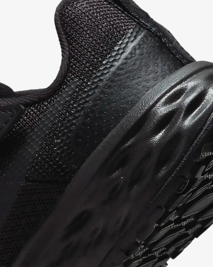 Кросівки Nike Revolution 6 DD1095-001