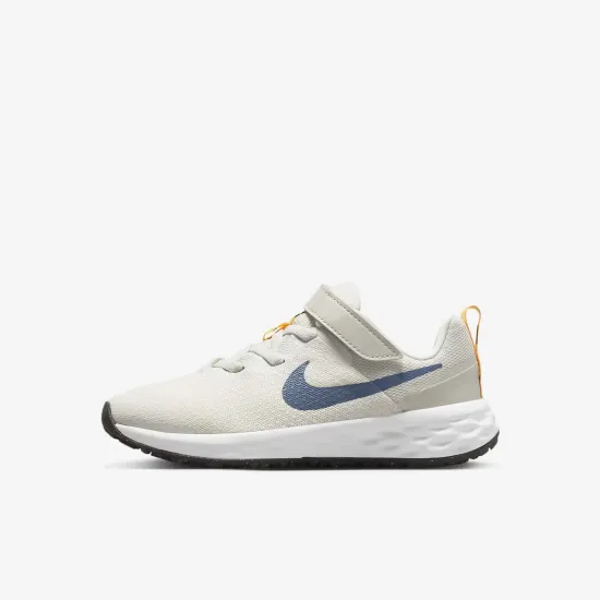 Кросівки Nike Revolution 6 DD1095-100
