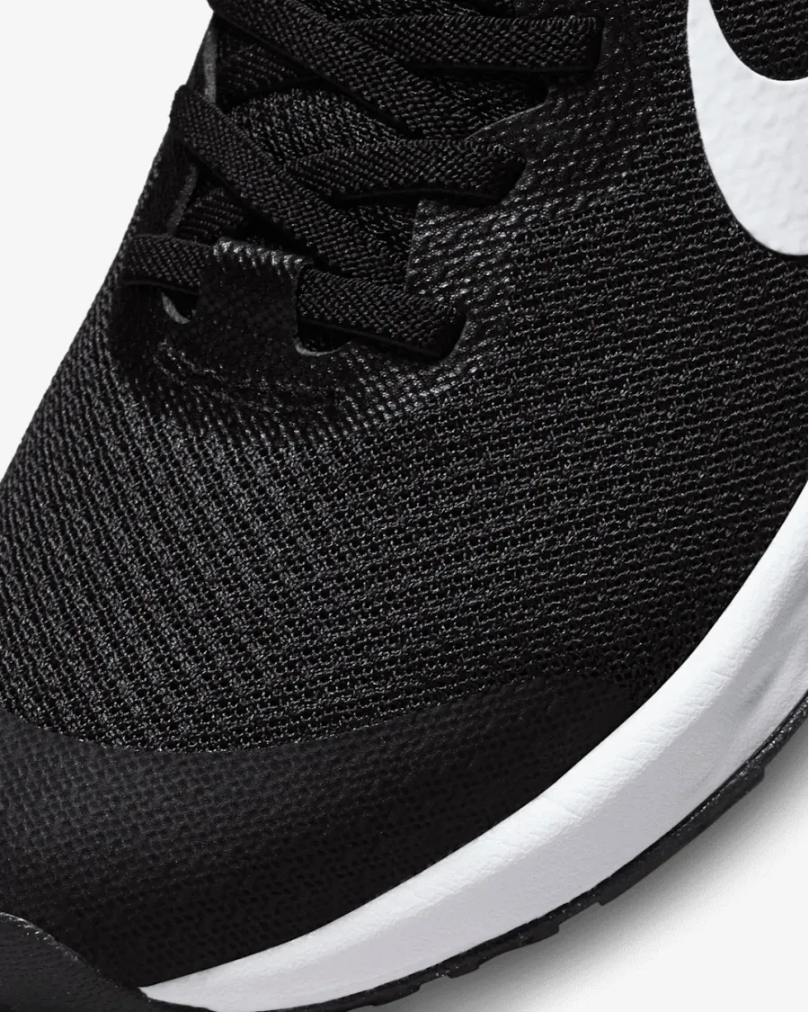 Кросівки Nike Revolution 6 FlyEase DD1113-003