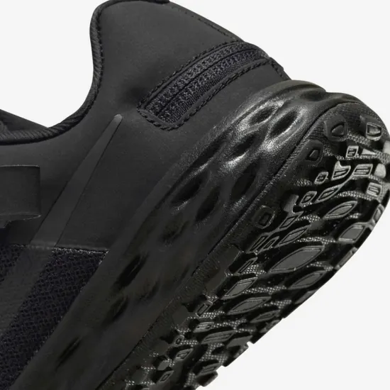 Кросівки Nike Revolution 6 FlyEase DD1114-001