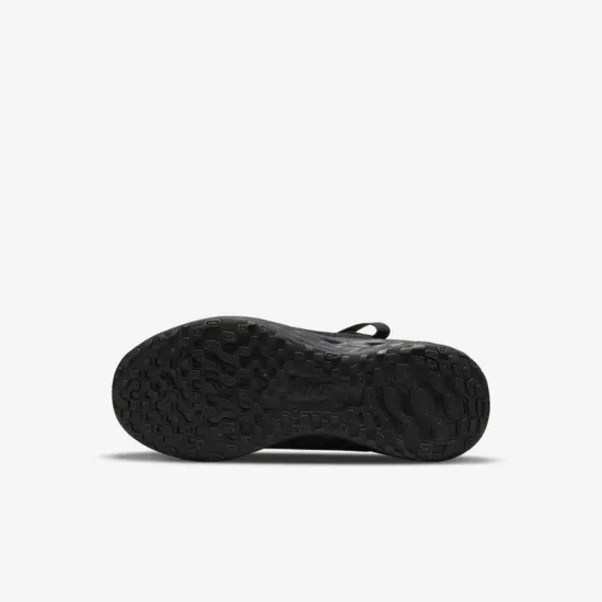 Кросівки Nike Revolution 6 FlyEase DD1114-001