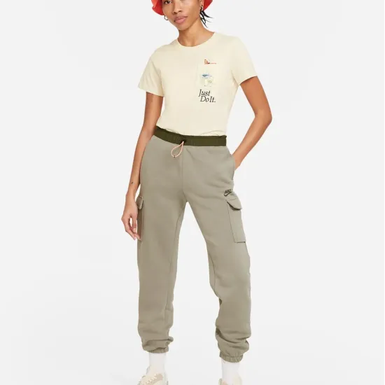 Футболка Nike Nature Pocket Tee DD1462-113