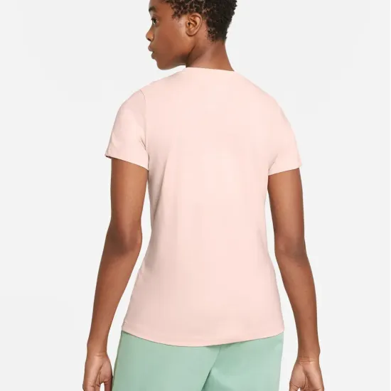 Футболка Nike Nature Pocket Tee DD1462-805