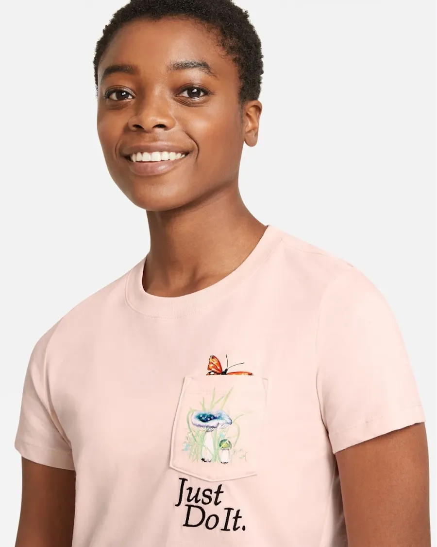 Футболка Nike Nature Pocket Tee DD1462-805