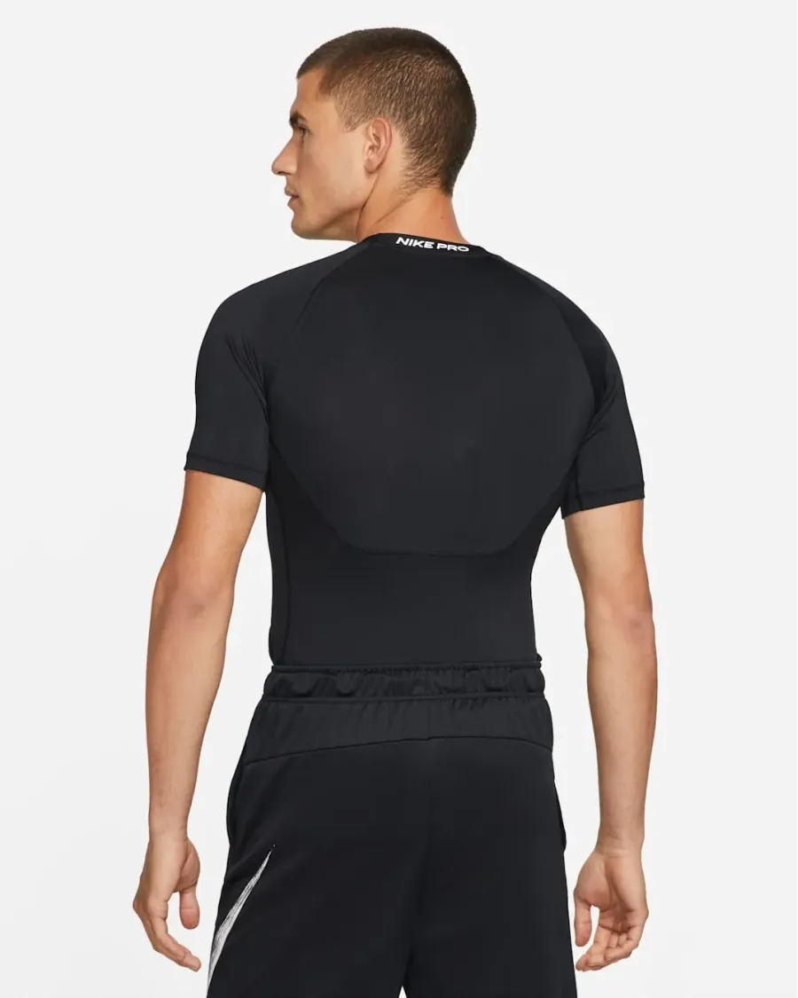 Футболка Nike Pro Dri-FIT DD1992-010
