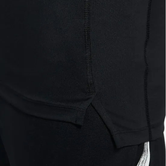 Футболка Nike Pro Dri-FIT DD1992-010