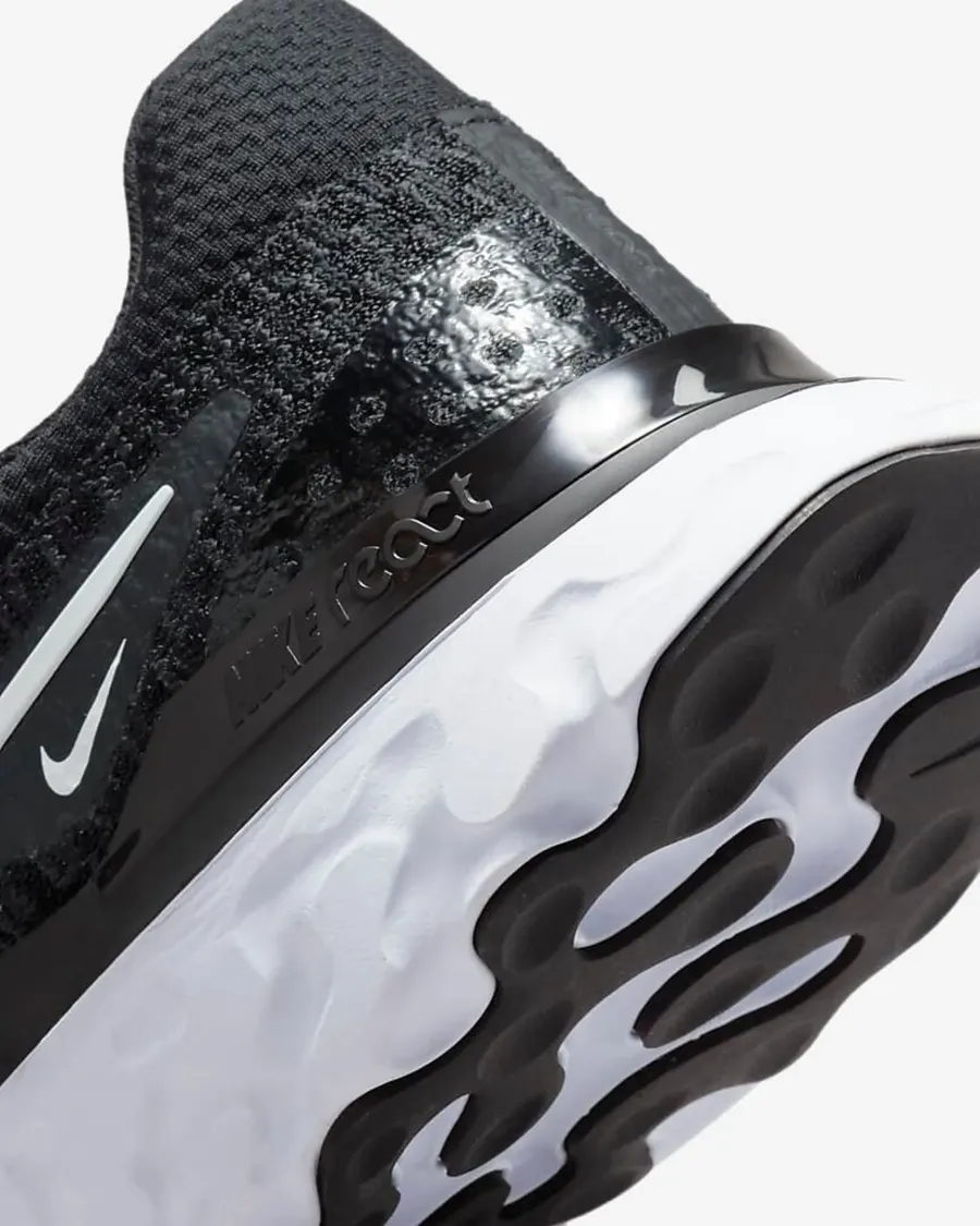 Кросівки Nike React Infinity Run Flyknit 3 DD3024-001