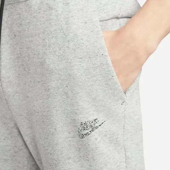 Штани Nike Sportswear Tech Fleece Joggers DD4706-010