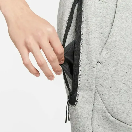 Штани Nike Sportswear Tech Fleece Joggers DD4706-010