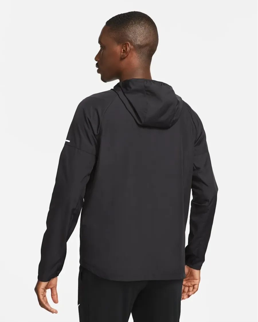Вітровка Nike Repel Miler DD4746-010
