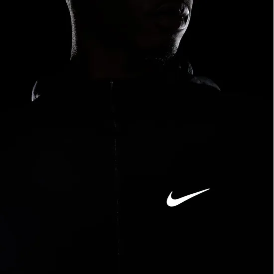 Вітровка Nike Repel Miler DD4746-010