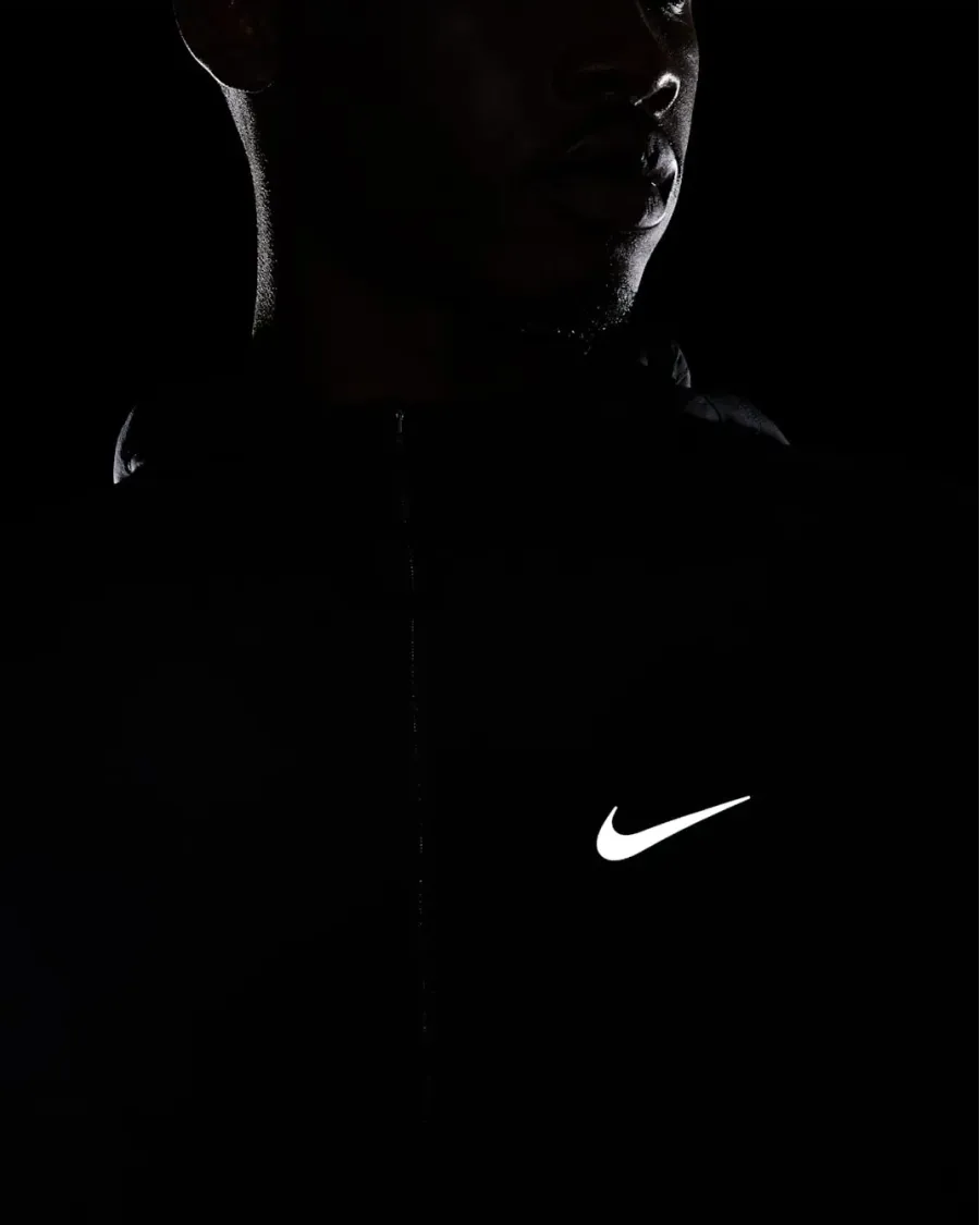 Вітровка Nike Repel Miler DD4746-010