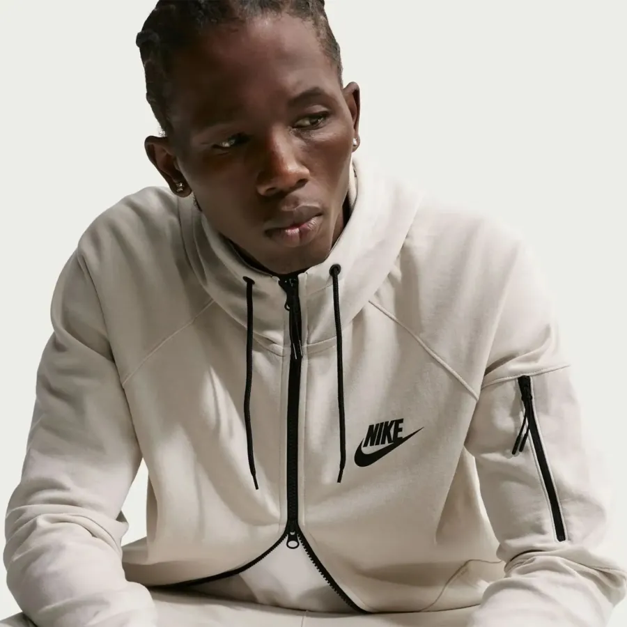 Кофта Nike Sportswear Tech Essentials Full Zip Fleece DD5284-210
