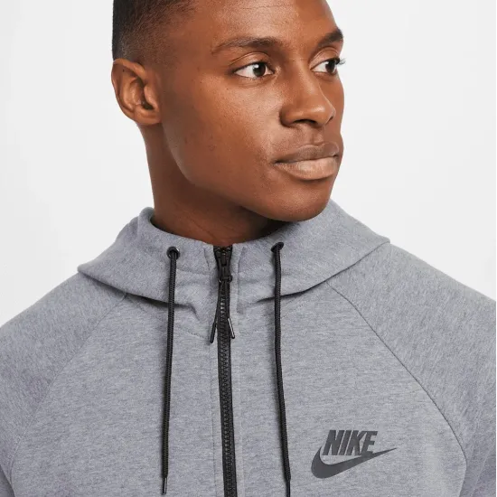 Кофта Nike Sportswear Tech Essentials Full Zip Fleece DD5284-451